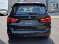 gebraucht BMW 220 d Grad Tourer Aut/1.Hand/Navi/R-Cam/Garantie/