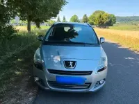Gebraucht Peugeot 5008 163 PS (119 kW) 2012 Silber Van / Kleinbus