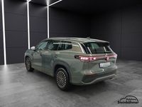 Gebraucht VW Tayron Life 150 PS (110 kW) 2025 Cipressinogrün (grün) SUV