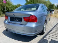 Gebraucht BMW 325 Sport Line 218 PS (160 kW) 2010 Blau Limousine