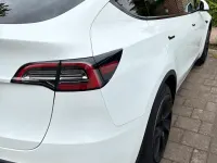Usata Tesla Model Y Standard Range 188 kW (256 CV) 2023 Bianco SUV