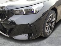 Neu BMW 530e M Sport 299 PS (219 kW) 2025 Schwarz Kombi