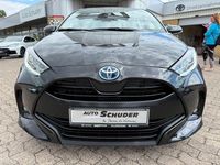Gebraucht Toyota Yaris Hybrid Team 116 PS (85 kW) 2022 Schwarz Limousine