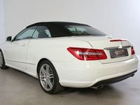 Gebraucht Mercedes E350 AMG 306 PS (225 kW) 2012 Calcite white Cabrio