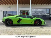 Gebraucht Lamborghini Revuelto 1016 PS (747 kW) 2025 Grün Coupé