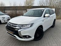 Gebraucht Mitsubishi Outlander P-HEV 121 PS (88 kW) 2017 Weiß SUV
