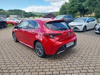 Gebraucht Toyota Corolla Team 140 PS (102 kW) 2023 Rot Limousine