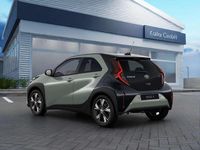 Neu Toyota Aygo 116 PS (85 kW) 2026 Urban khaki / night sky black Kleinwagen