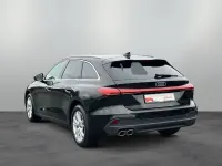 Gebraucht Audi A5 Sport 204 PS (150 kW) 2024 Mythosschwarz metallic Kombi