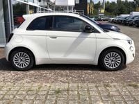 Neu Fiat 500e Red 86 kW (118 PS) 2025 Weiß Kleinwagen