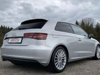 Gebraucht Audi A3 Ambition 105 PS (77 kW) 2012 Silber Kleinwagen