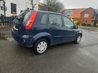 Gebraucht Ford Fiesta Basis 60 PS (44 kW) 2008 Kleinwagen