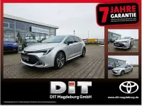Neu Toyota Corolla 140 PS (102 kW) 2025 Cosmic silber Kombi