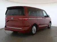 Gebraucht VW Multivan Style 150 PS (110 kW) 2025 Fortanarot metallic Van / Kleinbus