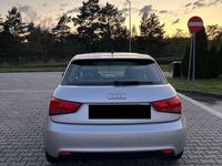 Gebraucht Audi A1 Attraction 122 PS (89 kW) 2011 Silber Kleinwagen