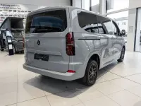 Neu VW Caravelle Life 150 PS (110 kW) 2026 Grau Van