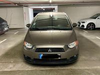 Gebraucht Mitsubishi Colt 95 PS (69 kW) 2012 Grau Kleinwagen
