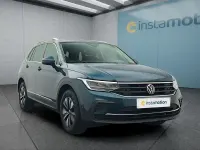 Gebraucht VW Tiguan 150 PS (110 kW) 2024 Blau SUV