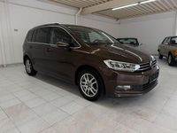 Gebraucht VW Touran Highline 150 PS (110 kW) 2017 Braun Van / Kleinbus