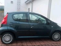 Gebraucht Peugeot 107 60 PS (44 kW) 2009 Grau Kleinwagen