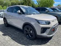 Neu KGM Tivoli 163 PS (119 kW) 2026 Beige SUV
