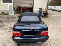 Gebraucht Mercedes CLK230 193 PS (141 kW) 2000 Blau Cabrio