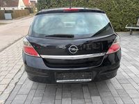 Gebraucht Opel Astra 116 PS (85 kW) 2009 Schwarz Limousine