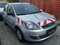 Gebraucht Ford Fiesta 60 PS (44 kW) 2007 Silber Kleinwagen