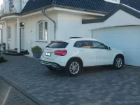 Gebraucht Mercedes GLA180 122 PS (89 kW) 2016 Weiß SUV