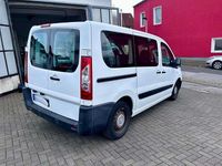 Gebraucht Citroën Jumpy Attraction 128 PS (94 kW) 2012 Weiss banquise/lackierung Van / Kleinbus