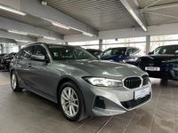 Gebraucht BMW 320 190 PS (139 kW) 2023 Grau Kombi