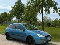 Second-hand Ford Focus 100 CP (73 kW) 2000 Albastru Berlinǎ