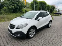 Gebraucht Opel Mokka Edition 140 PS (102 kW) 2012 Cremeweiss/snow flake white SUV