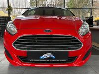 Gebraucht Ford Fiesta 101 PS (74 kW) 2013 Rot Kleinwagen