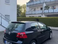Gebraucht VW Golf V 102 PS (75 kW) 2005 Schwarz Kleinwagen