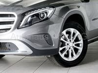 Gebraucht Mercedes GLA180 Urban 122 PS (89 kW) 2016 Grau SUV