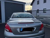 Gebraucht Peugeot 207 CC 120 PS (88 kW) 2012 Grau Cabrio