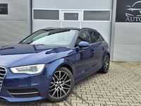 Gebraucht Audi A3 Ambiente 122 PS (89 kW) 2014 Blau Limousine