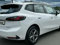 Gebraucht BMW 220 Active Tourer 156 PS (114 kW) 2025 Weiß Van / Kleinbus