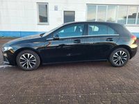 Gebraucht Mercedes A200 150 PS (110 kW) 2021 Schwarz Limousine