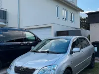 Używany Toyota Corolla 97 KM (71 kW) 2004 Srebrny Hatchback