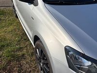 Gebraucht VW Polo 90 PS (66 kW) 2015 Silber Limousine