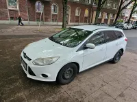 Gebraucht Ford Focus 116 PS (85 kW) 2011 Weiß Kombi