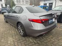 Gebraucht Alfa Romeo Giulia 160 PS (117 kW) 2020 Grigio stromboli, metallic Limousine