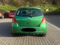 Gebraucht Toyota Yaris 70 PS (51 kW) 2007 Grün Kleinwagen