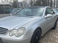 Gebraucht Mercedes CLK240 170 PS (125 kW) 2002 Silber Coupé