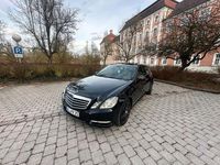 Gebraucht Mercedes E500 Exclusive 388 PS (285 kW) 2010 Schwarz Limousine