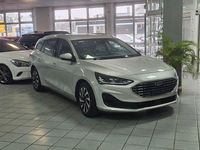 Usado Ford Focus Titanium 120 CV (88 kW) 2022 Plateado Familiar