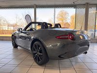 Neu Mazda MX5 184 PS (135 kW) 2025 Grau Cabrio