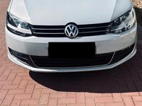 Gebraucht VW Sharan 150 PS (110 kW) 2019 Weiß Van / Kleinbus